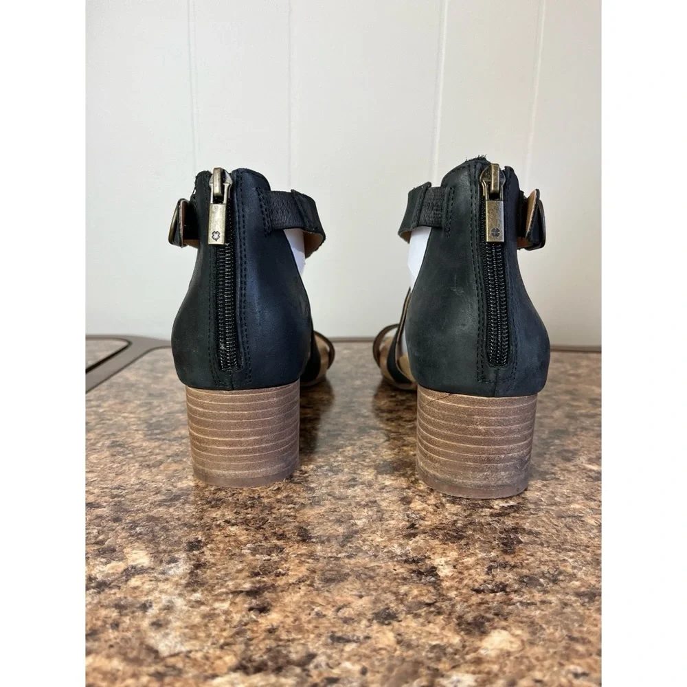 Lucky Brand Pydrina Black Leather Sandals 8.5 M Block Heel Strappy‎ Zipper Back